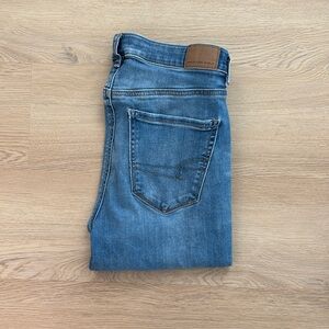 Women’s American Eagle Jeans